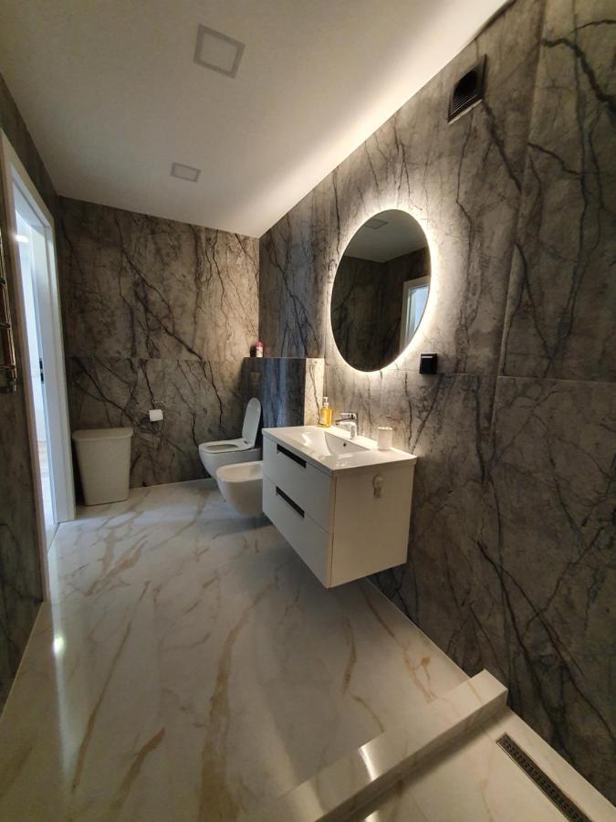 2-Bedrooms Apartment In City Center Siauliai Esterno foto